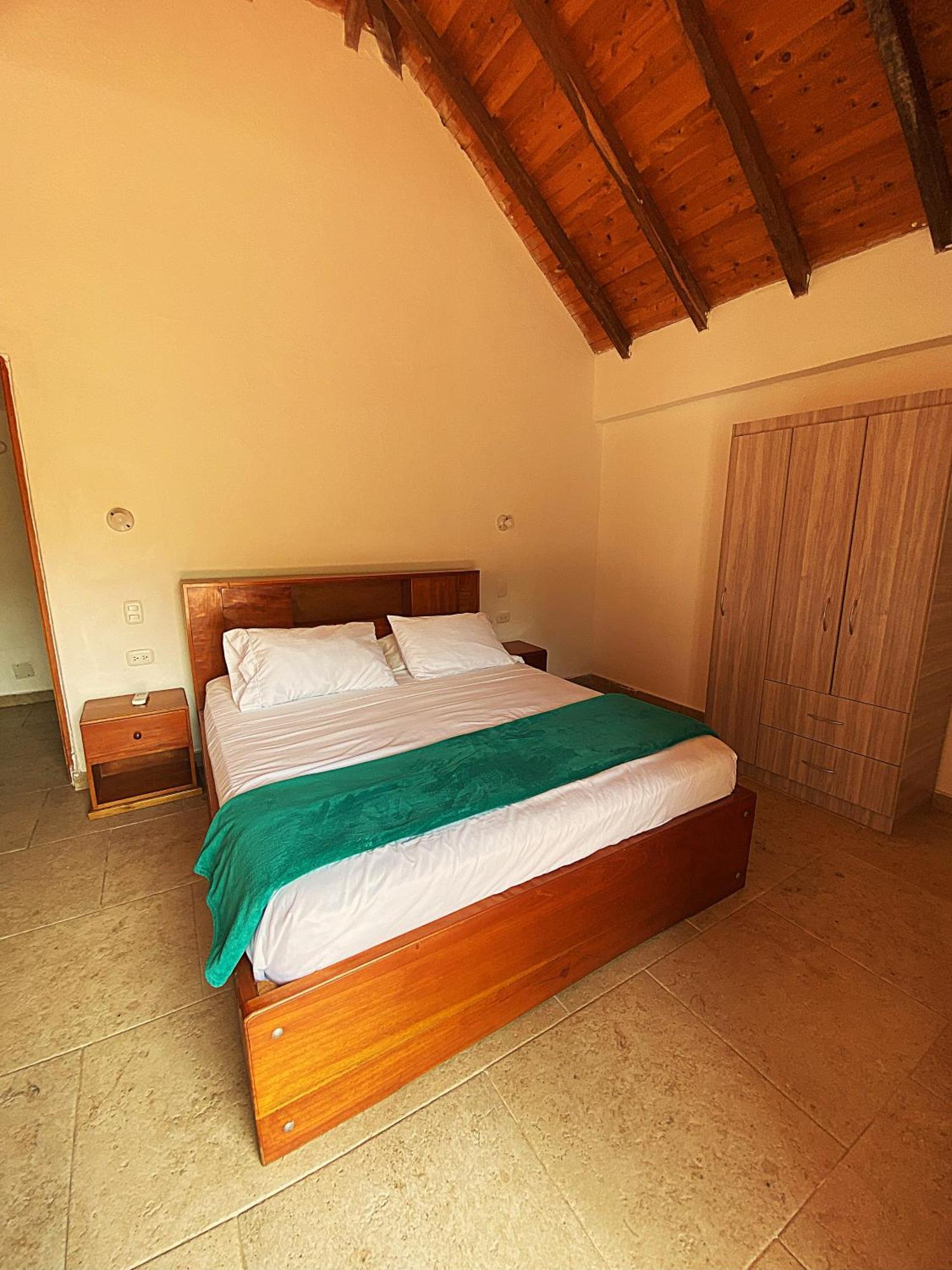 Hostel Primaluna